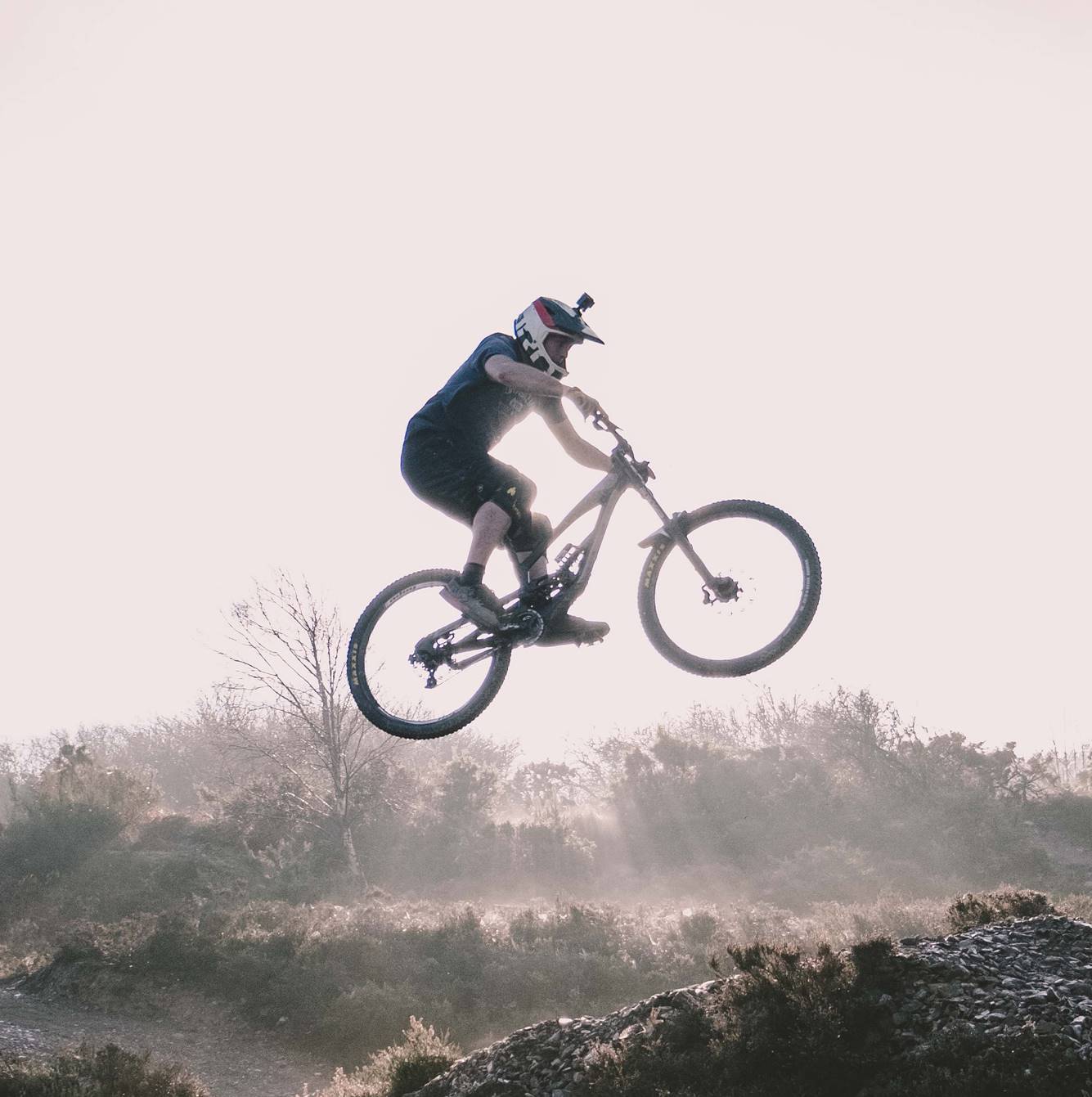 carter moorse kqtrpfb4bve unsplash cerchio