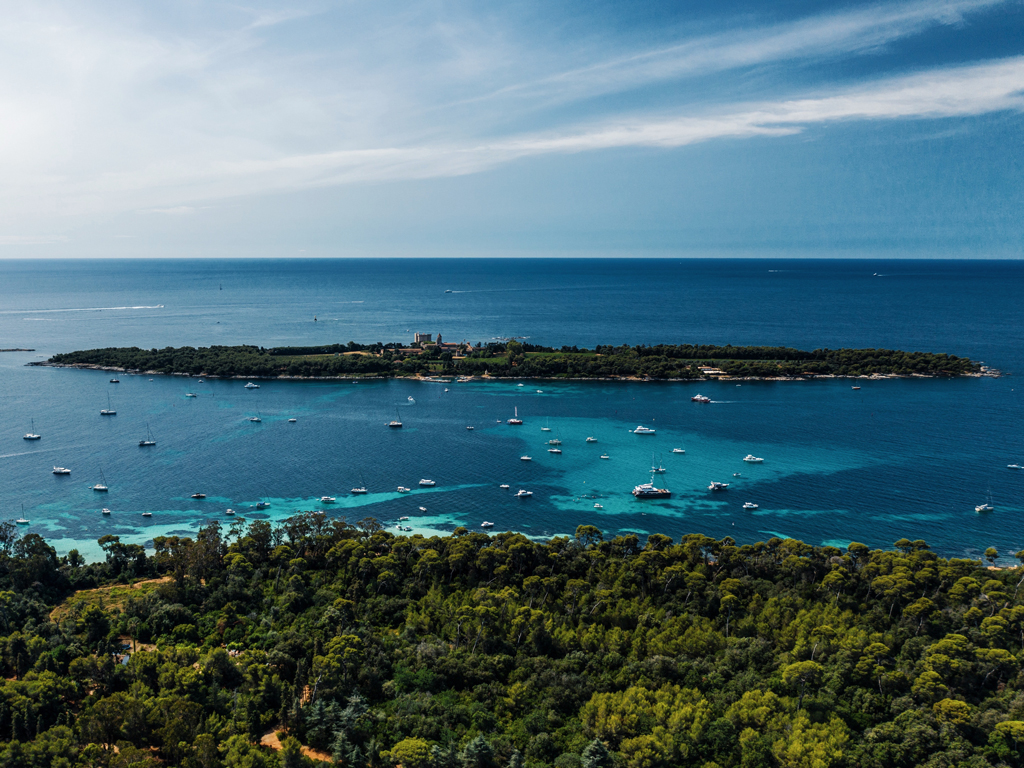 ivan ragozin bncjsl7jbve unsplash h