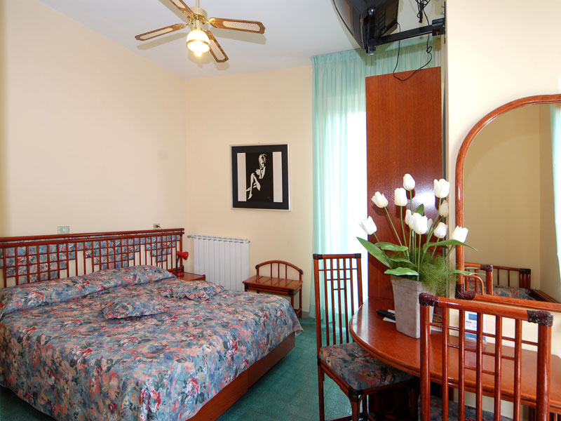 cinqueterremonterossoroom03web