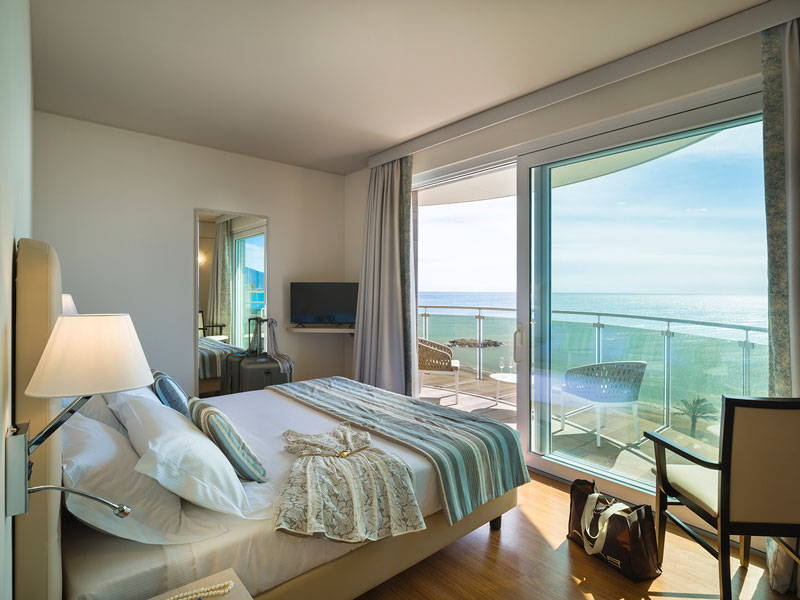 017 grandhotelpietraligure visteweb