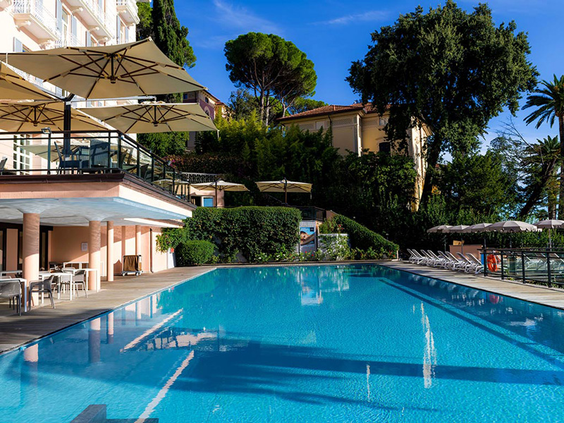 piscina esterna 2web