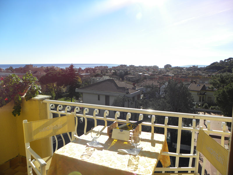 morellipietraligurec6apt03web