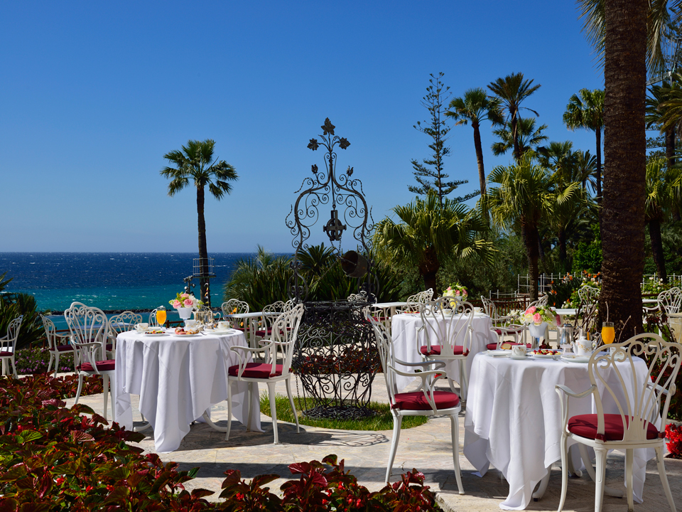 37 breakfast on the terrace web