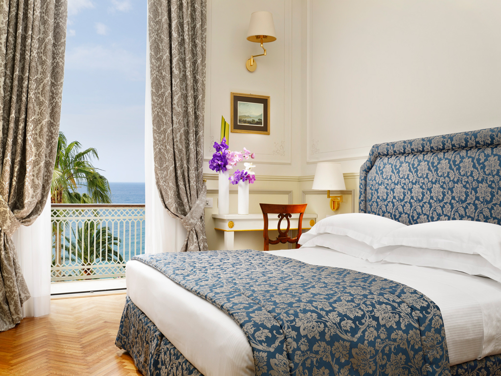 01 classic sea view web