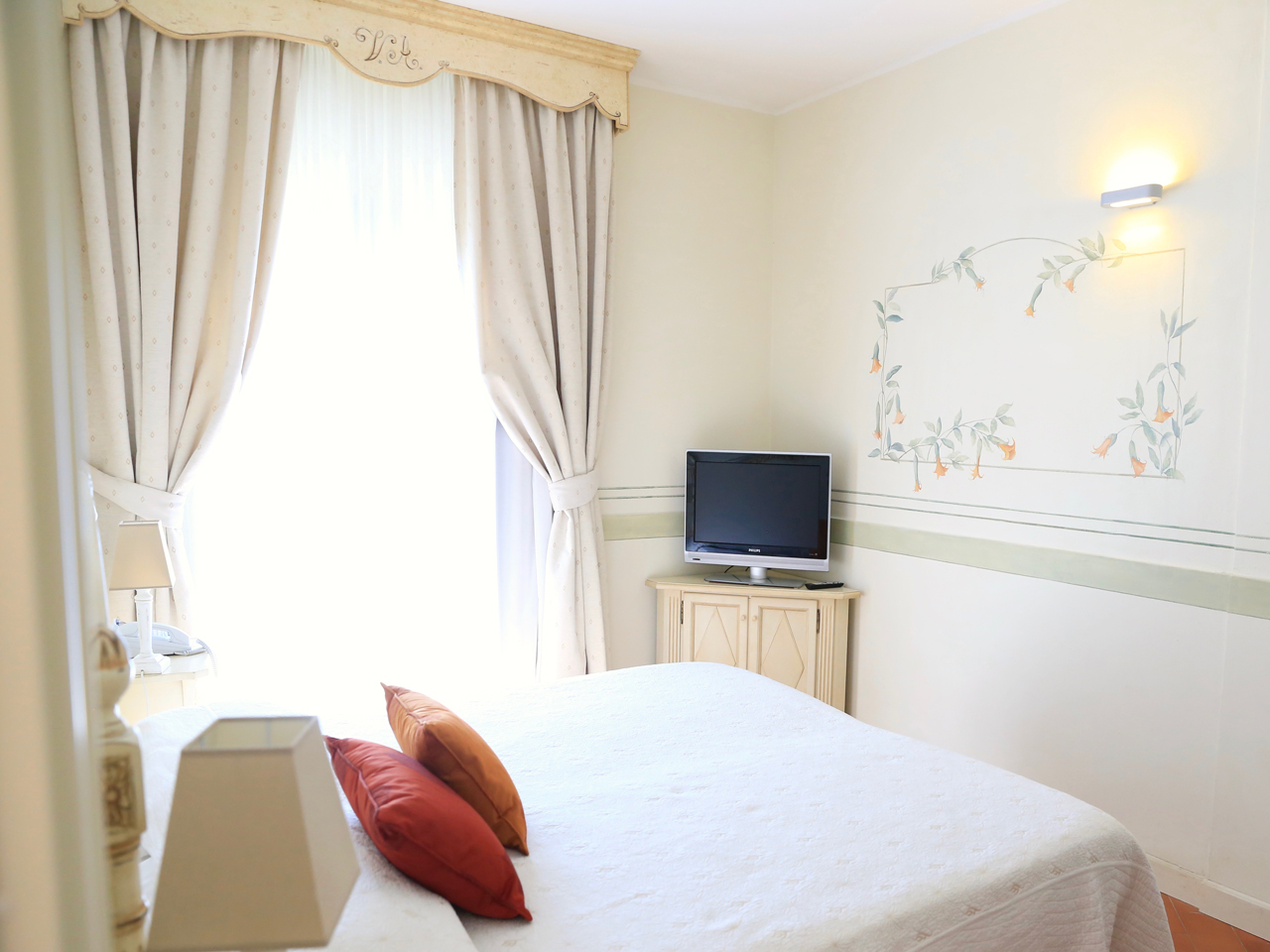 junior suite garden viewjpg web