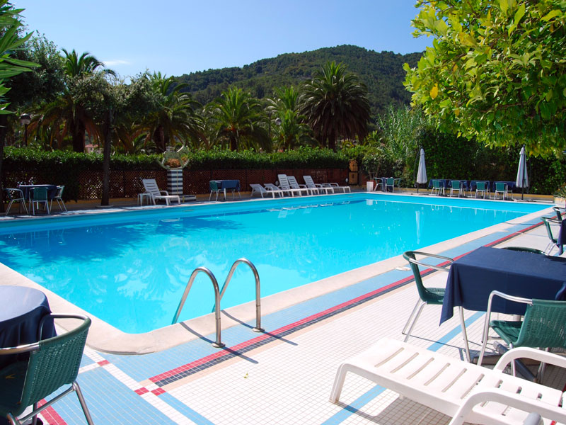 dellabaiaportovenerepool01web