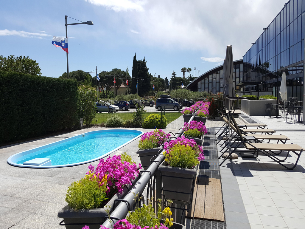 piscina 5 web