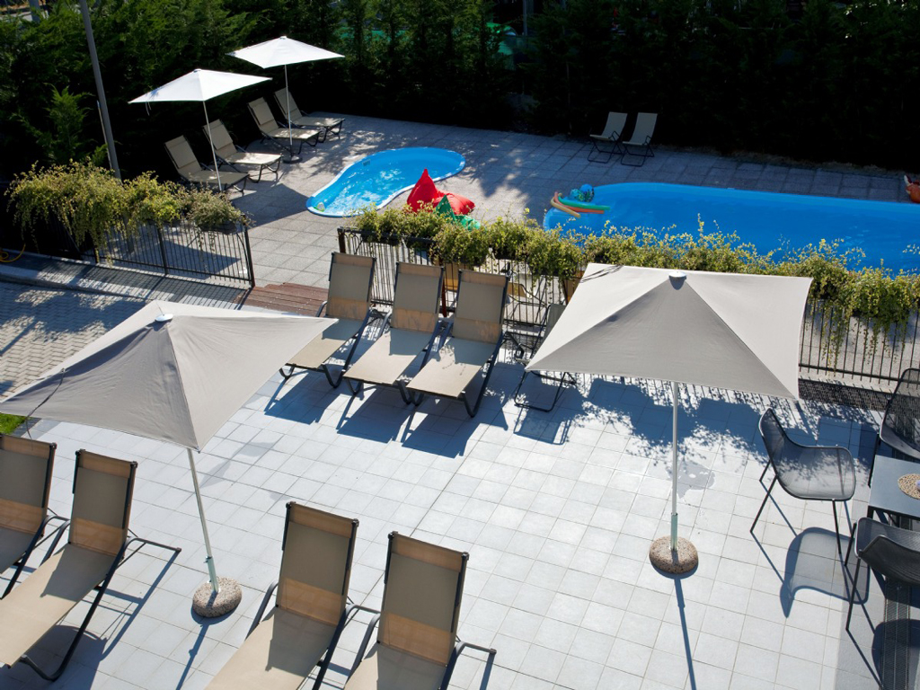 b5 vista piscina web