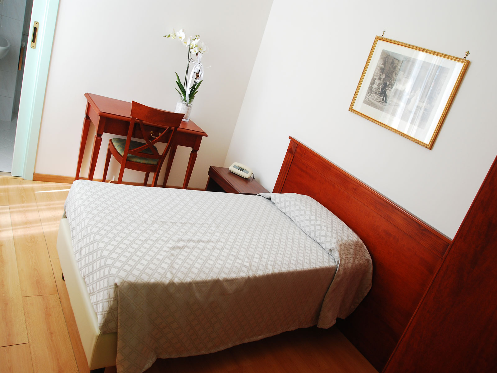 villasophiasanremosingleroom03web