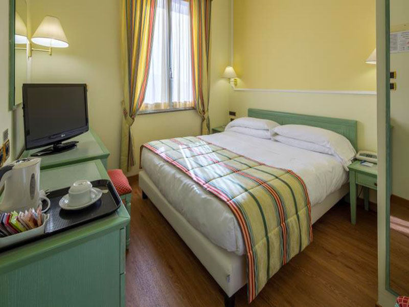 camera classic matrimoniale hotel nazionaleweb