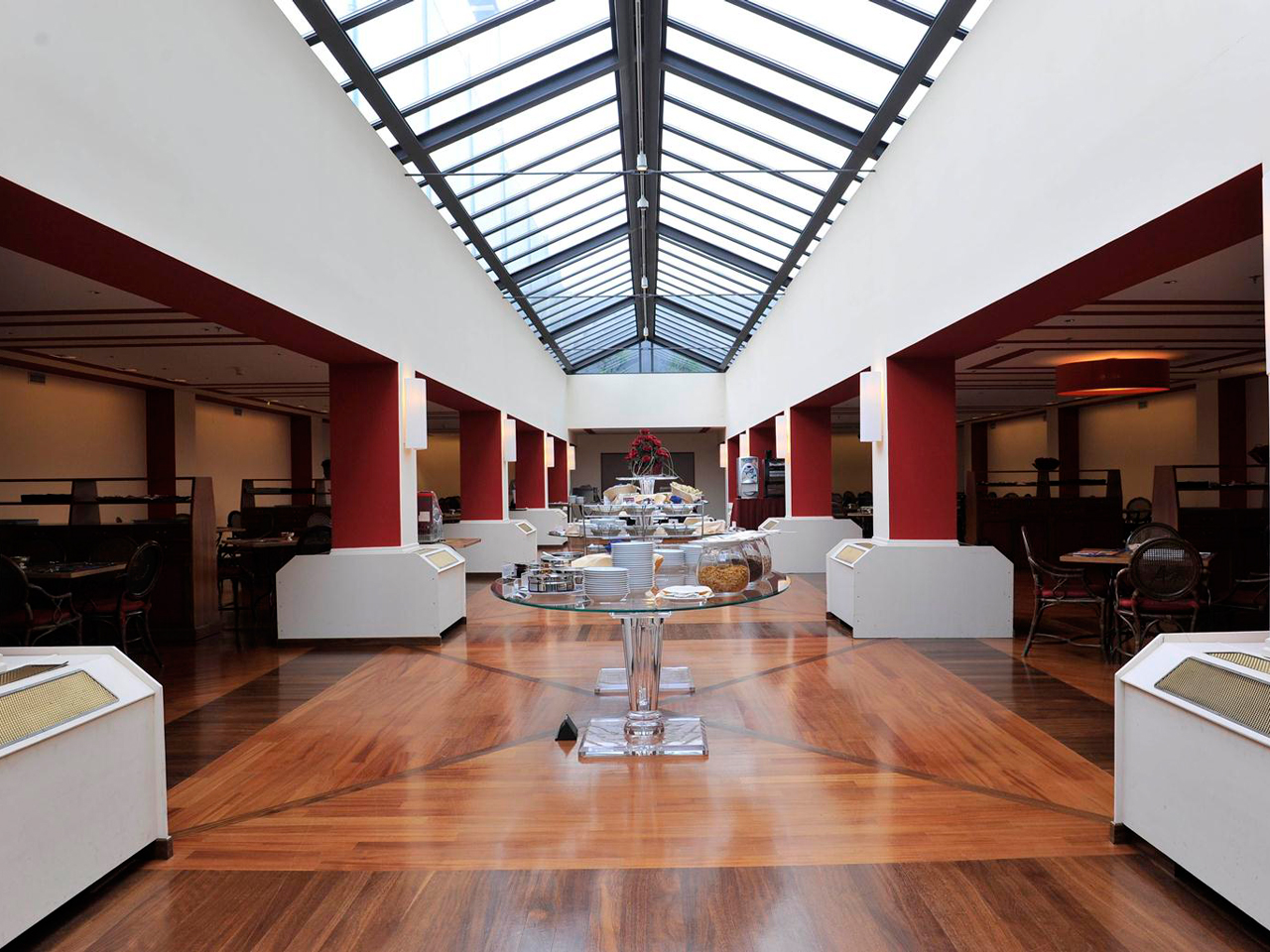 tower genova breakfastroom 02 web