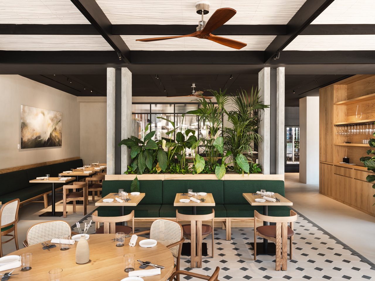 restaurant 1 web