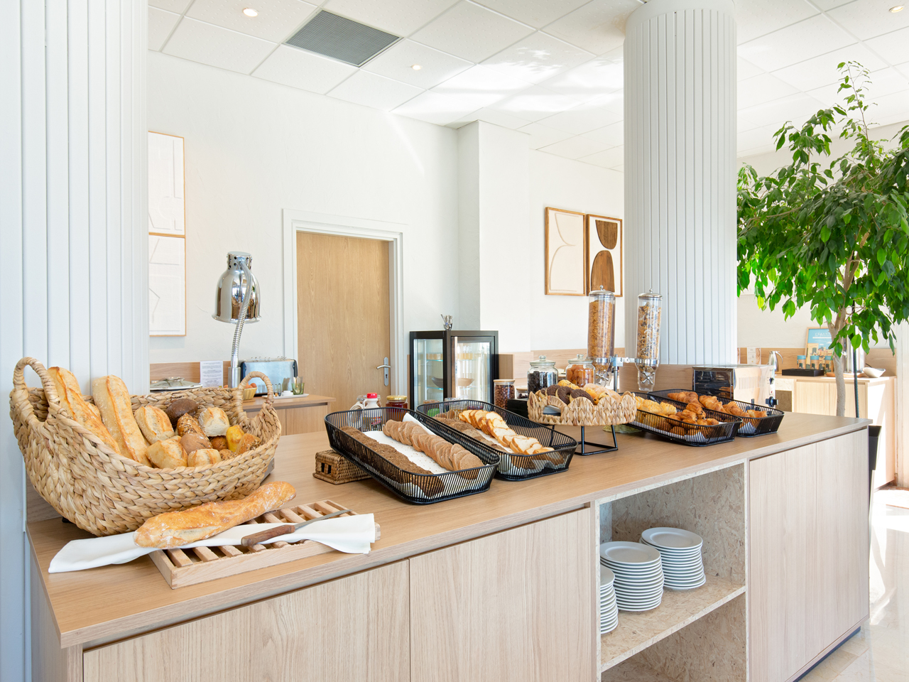 bwp la marina breakfast buffet 2 web