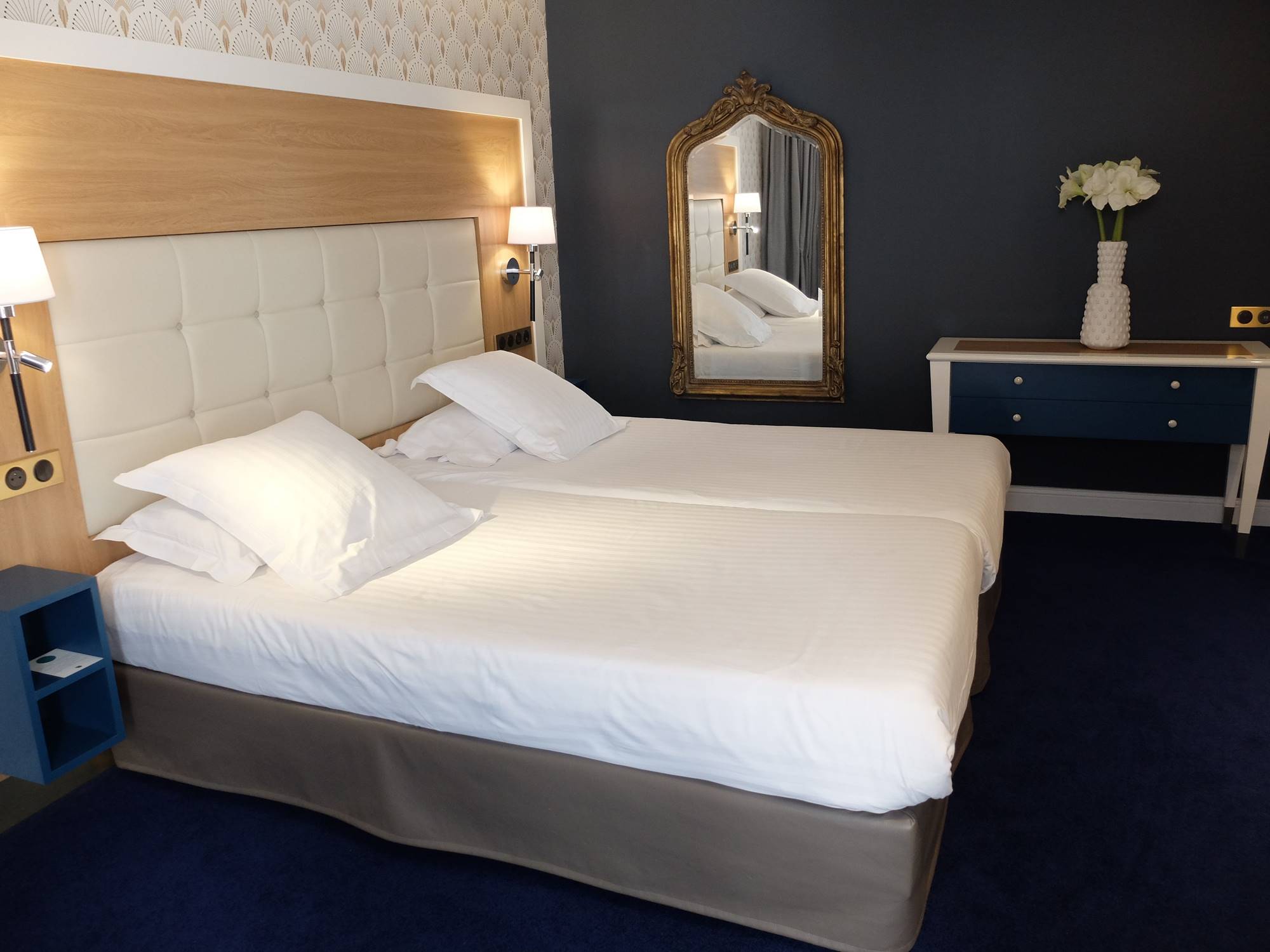 de luxe room