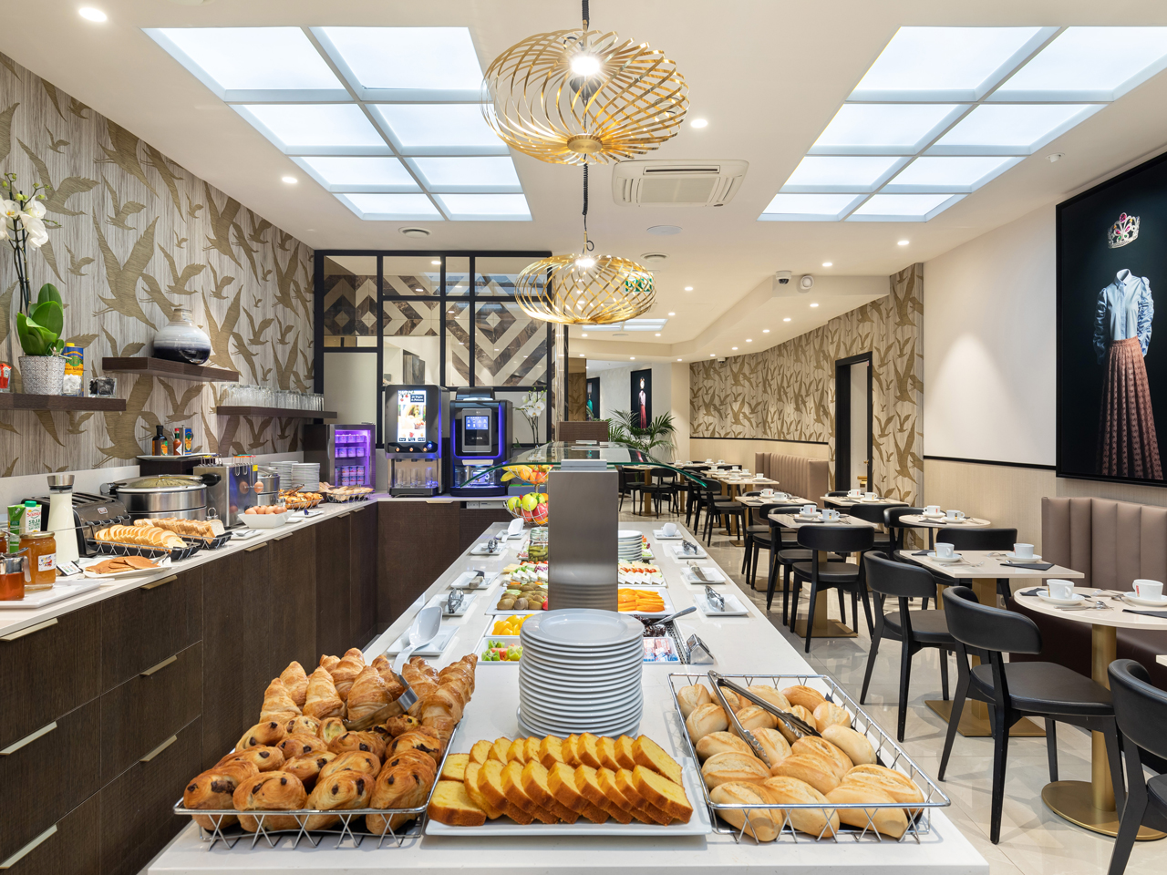 bw plus massena breakfast room 3 web