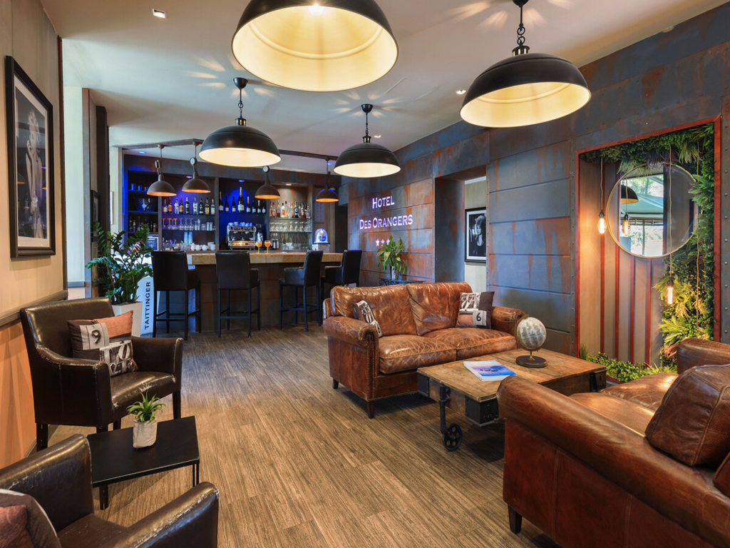 espace bar lounge   best western hotel des orangers cannes herve fabre 1200px web