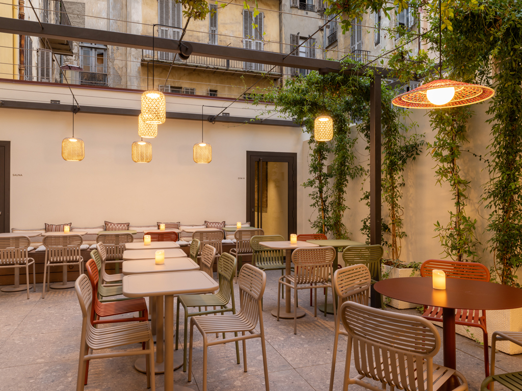  18a4686 hotel yelo marengo md web