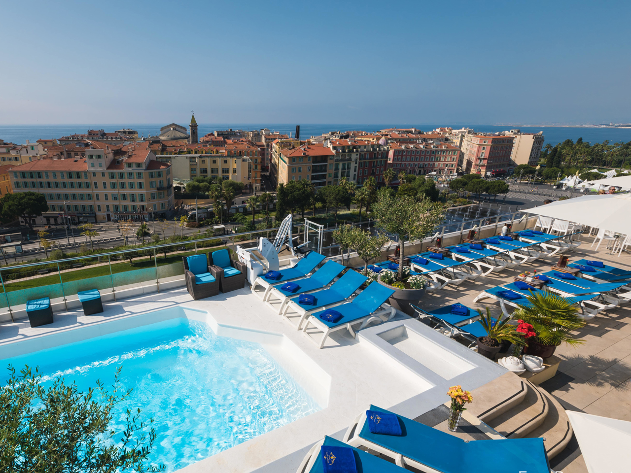 piscine hc3b4tel aston la scala 2 web