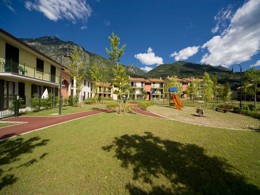 1 residence 32 web