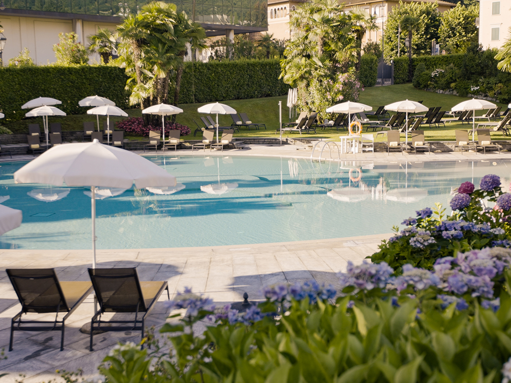 c0715mp407 14 30 15still001 piscina esterna web