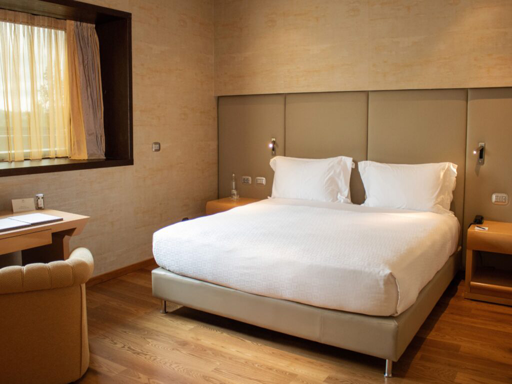 classic room img 8514 4 min 1024x683 web